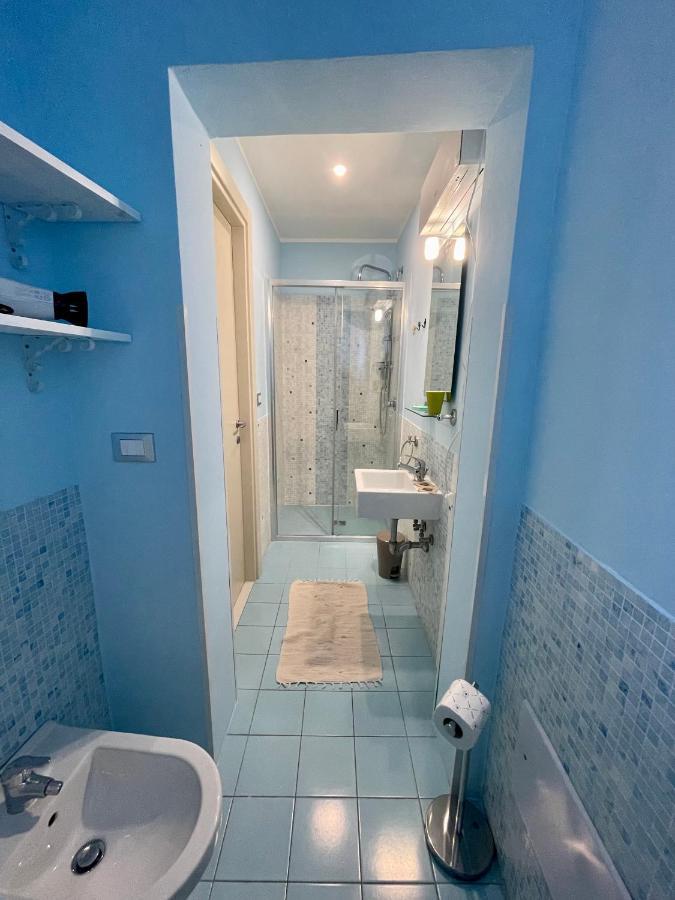 4 Balconi Rooms Paladini B&B E Appartamenti Lecce Buitenkant foto