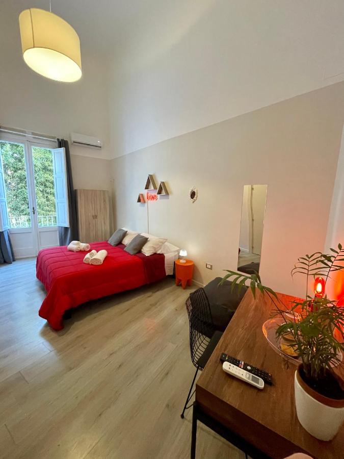 4 Balconi Rooms Paladini B&B E Appartamenti Lecce Buitenkant foto