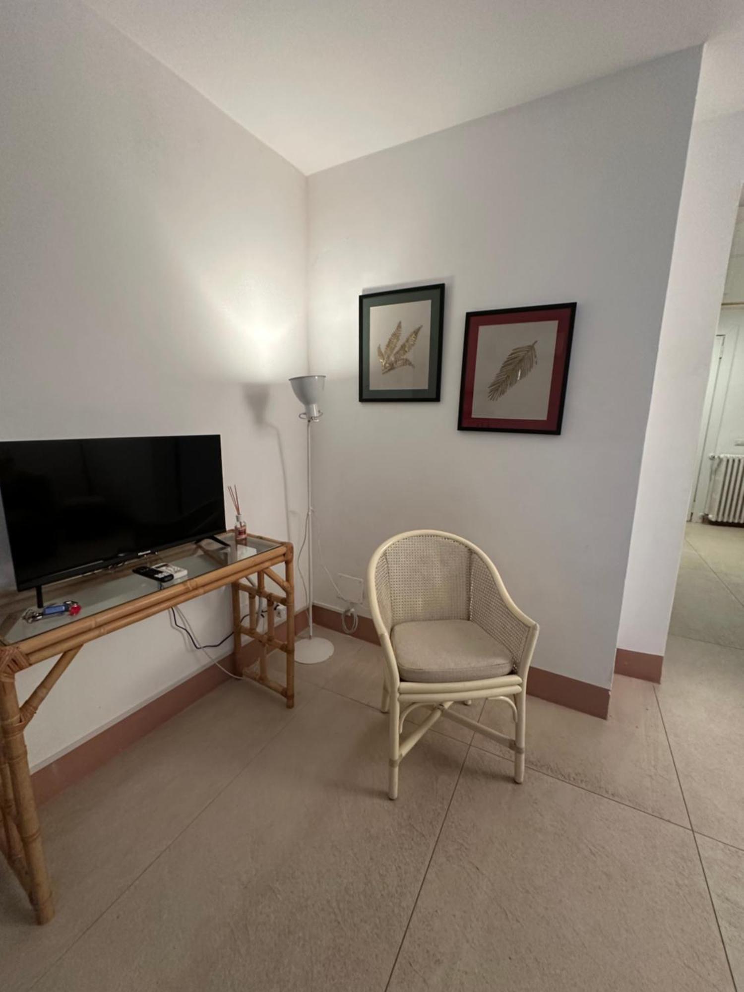 4 Balconi Rooms Paladini B&B E Appartamenti Lecce Buitenkant foto
