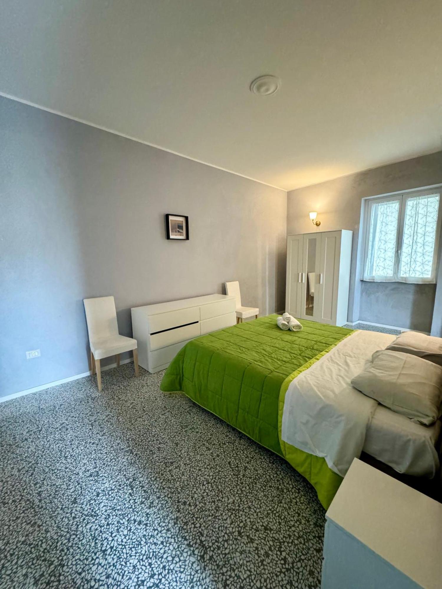 4 Balconi Rooms Paladini B&B E Appartamenti Lecce Buitenkant foto