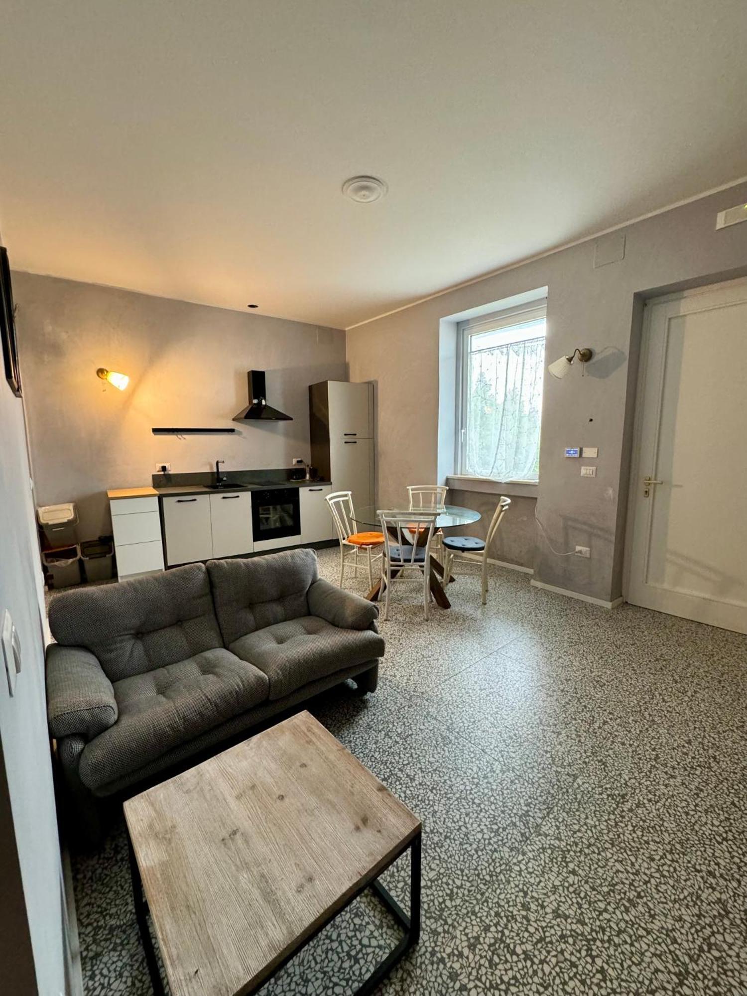 4 Balconi Rooms Paladini B&B E Appartamenti Lecce Buitenkant foto